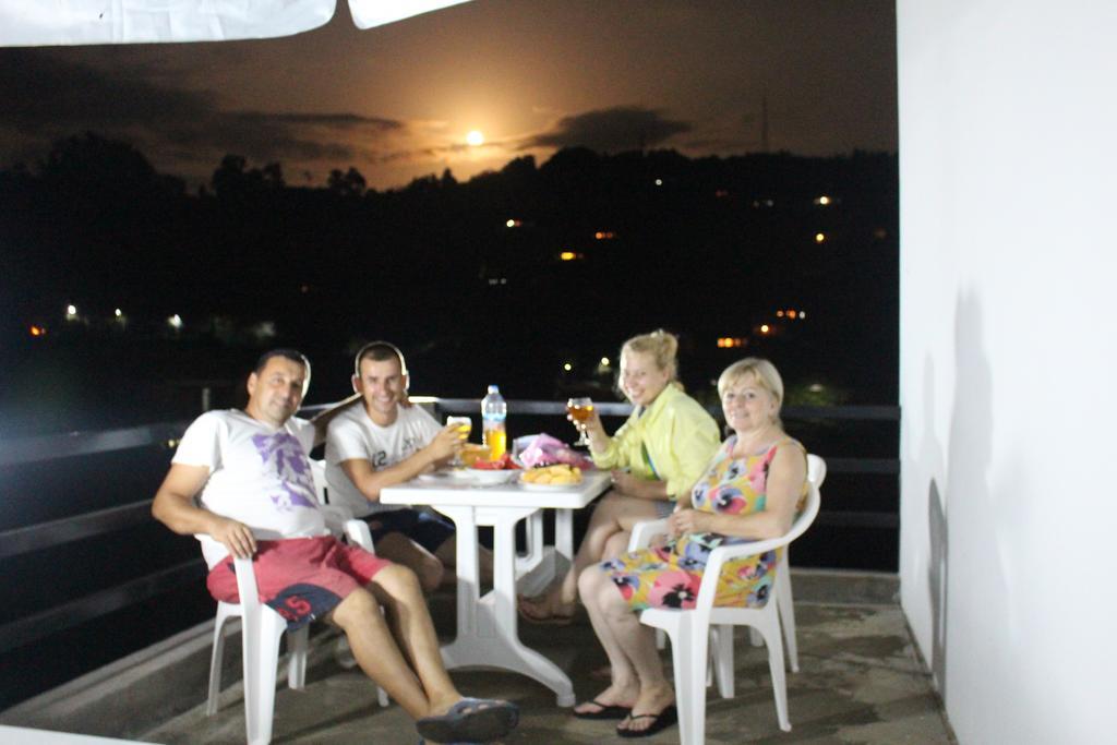 Holiday House Green Cape Batumi Hotel Mtsvane Kontskhi Eksteriør billede